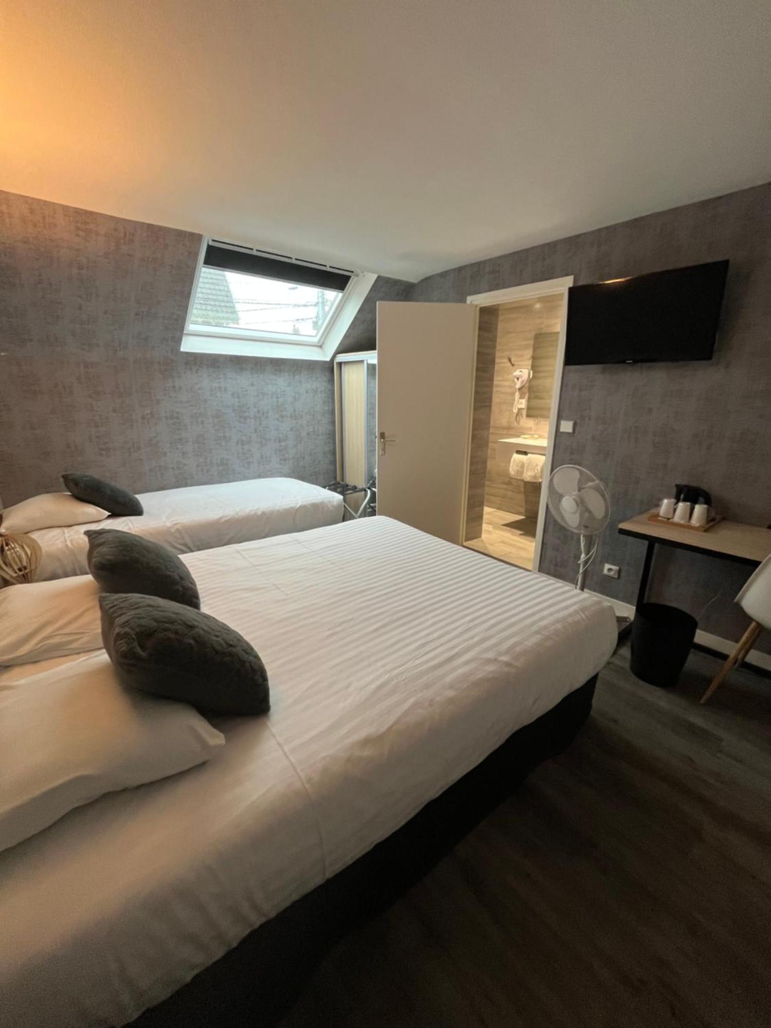 Hotel De Troyes Luaran gambar