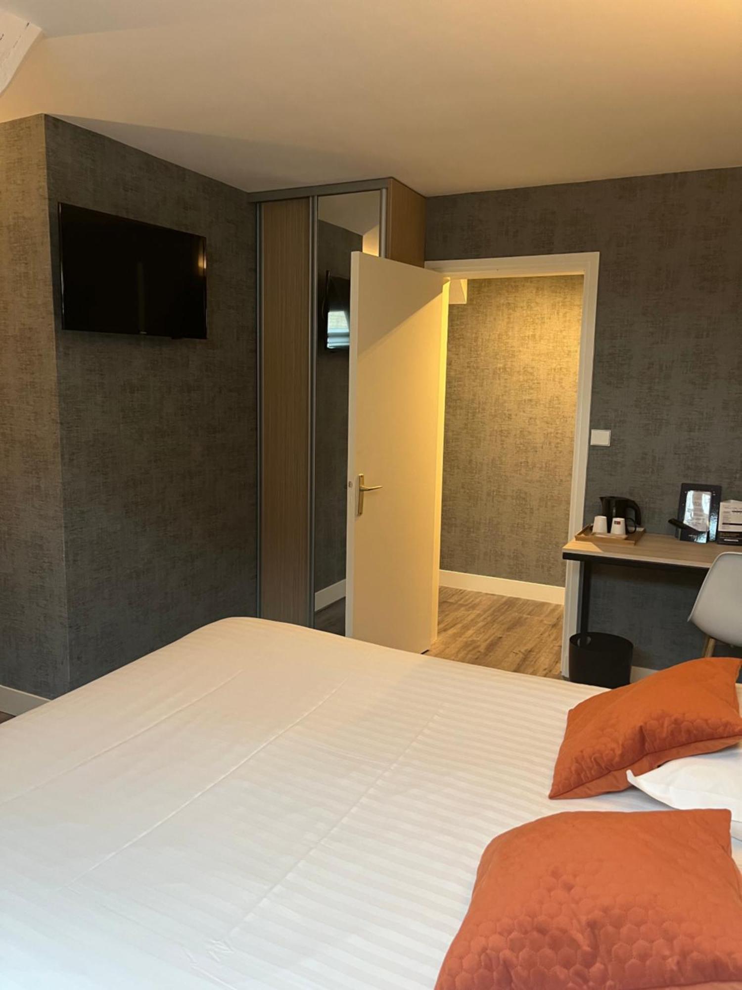 Hotel De Troyes Luaran gambar
