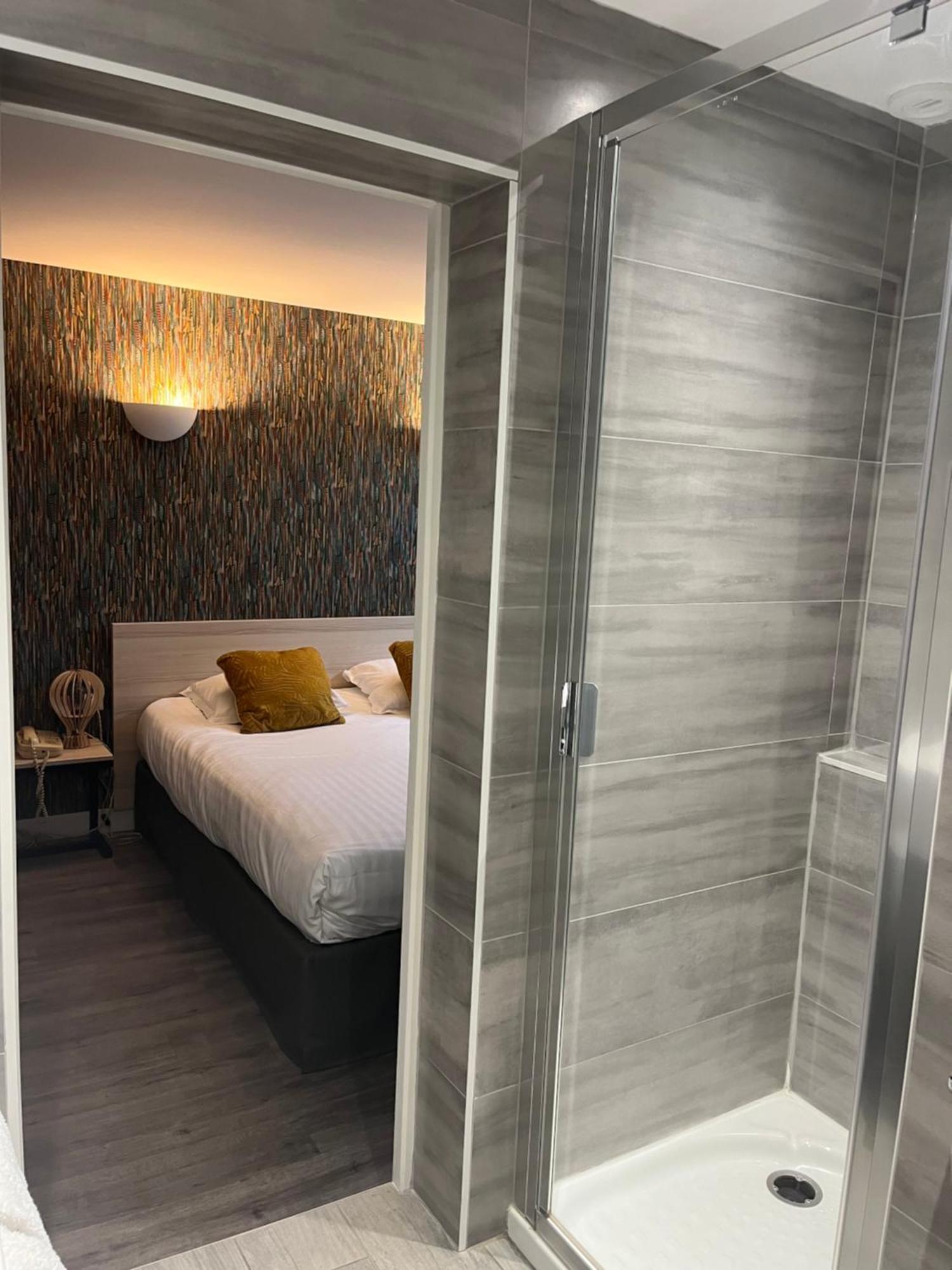 Hotel De Troyes Luaran gambar